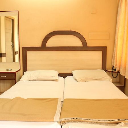 Hotel Shona Coimbatore Buitenkant foto